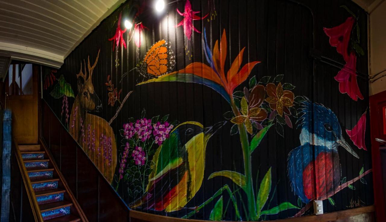 Hostal Casa Margouya 푸에르토바라스 외부 사진